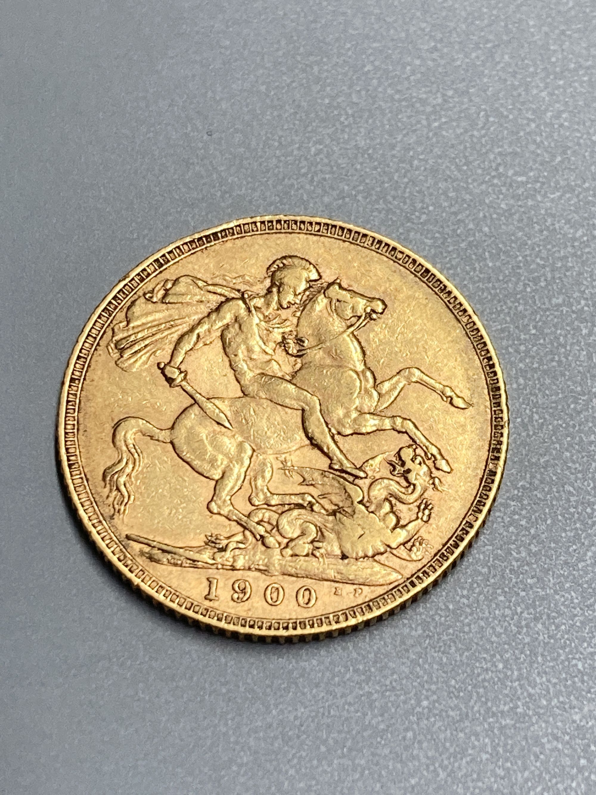 A Victorian 1900 gold sovereign, GF.